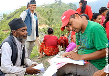 Nepal: la popolazione colpita dal sisma decide del suo avvenire